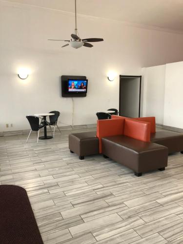 Motel 6 Daytona Beach, FL - Speedway