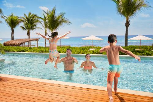 Jungala Park Hotel at VidantaWorld Riviera Maya, Cancún (fotografie 3)