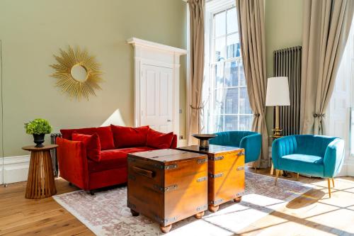 Dragon Suites Luxury Apartments at 9 Albyn Place 3