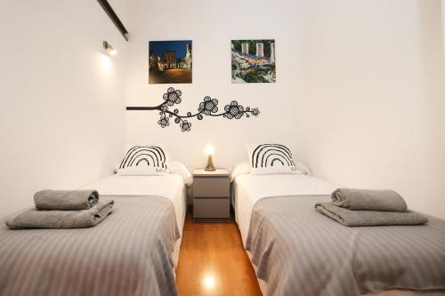 La Rambla - Catalonia Square Apt 4BD-2BTH, Barcelona (Foto 9)