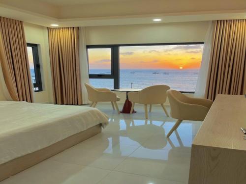 672372627 Island Sunset Hotel - Đảo Phú Quý