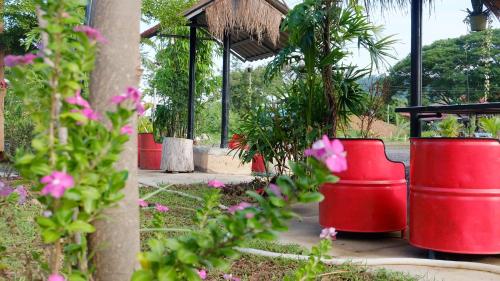Garden, Check-In Resort in Mueang Chai Nat