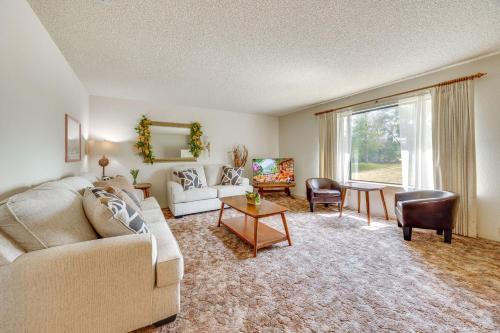 Boat, Fish and Golf Coarsegold Retreat with Hot Tub