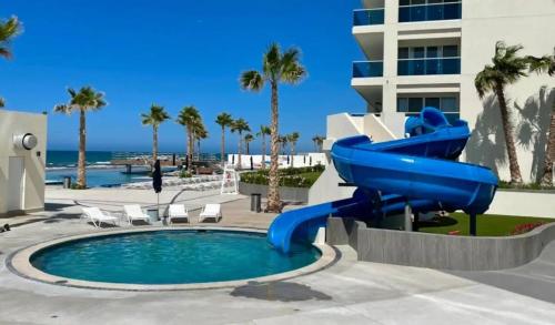 Svømmebasseng, Encantame Towers in Puerto Penasco