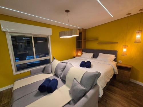 Apartamento Pitangueiras Guaruja near Vila Da Bica