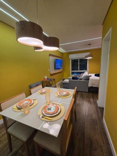 Apartamento Pitangueiras Guaruja near Vila Da Bica