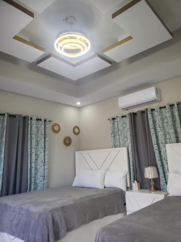 Goalden Moons Villa in Linstead