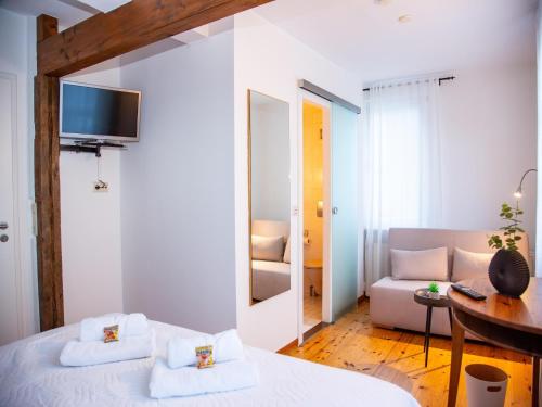 Winery retreat with wine tasting & entertainment