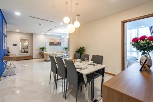 Landmark 81 & Vinhomes Urban - Luxury Apartment 5