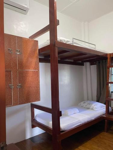 Beachfront Hostel Room Type - Family Room with Shared Bathroom