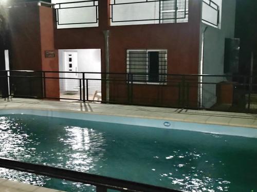 Cabaña Sombra Lunar en Cabañas Encuentro (Cabana Sombra Lunar en Cabanas Encuentro) in Karpinterija