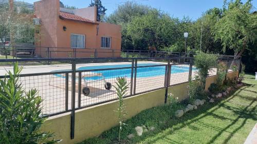 Cabaña Sombra Lunar en Cabañas Encuentro (Cabana Sombra Lunar en Cabanas Encuentro) in Karpinterija