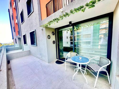 Estudio con vista al mar y estacionamiento privado