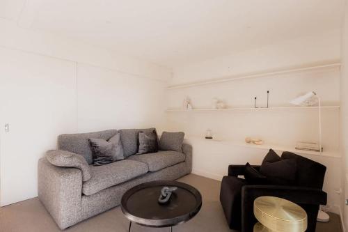 Georgian built Battery Point cottage