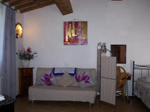 赫尔米塔基假日公寓式酒店