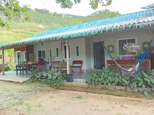 A szálláshely kívülről, CHONNAPHA HOMESTAY near Hin Lad Vízesés