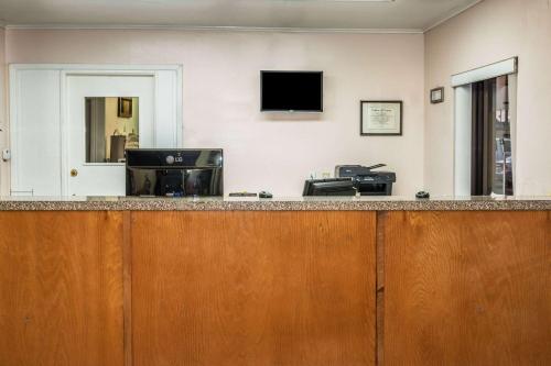 Super 8 by Wyndham San Marcos in San Marcos, USA