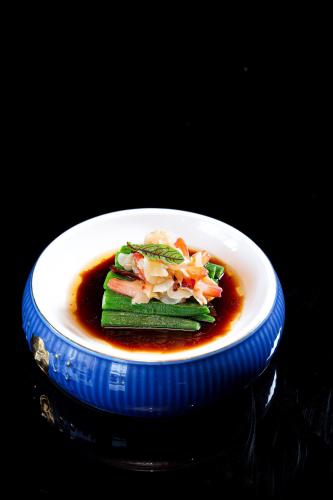 鸿胪花园酒店 入住赠送百威啤酒2瓶 鸿胪花园酒店 入住赠送百威啤酒2瓶