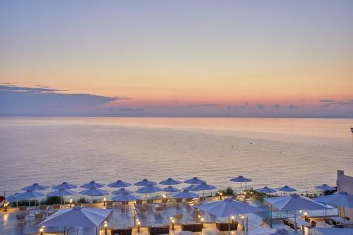 Hotel Plagos Beach - image 11