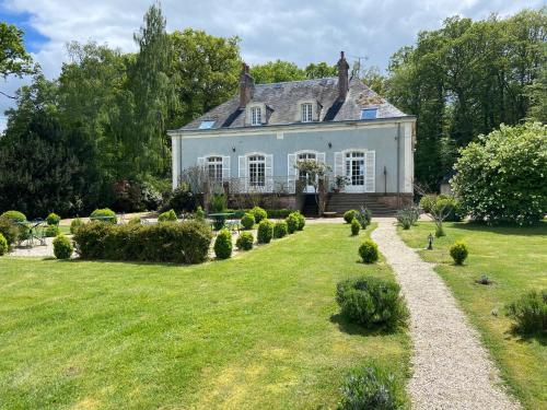 . Hôtel les Grands Chênes