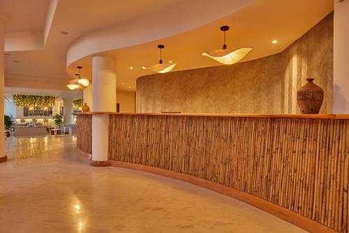 Hotel Plagos Beach - image 13