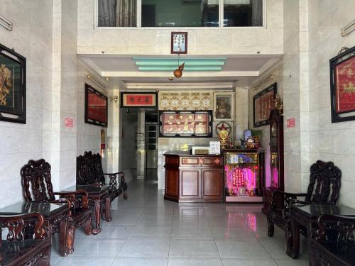 Előcsarnok, Hotel THUẬN PHÙNG HƯNG near China Town