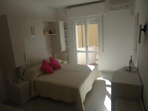 Hotel Mont Blanc - image 9