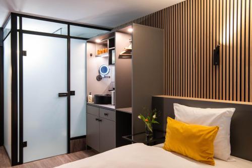 BeeVillage Messehotel Hannover Laatzen - Tap to explore photos