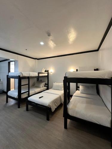Fernando's Hotel Room Type - Family Room