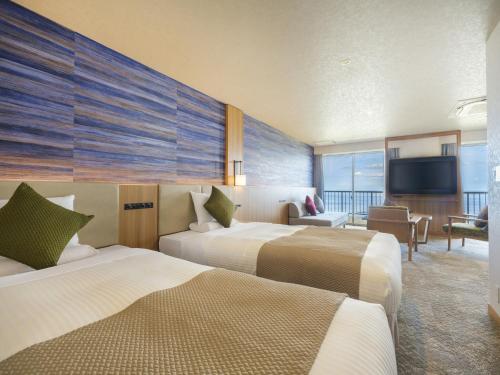 room detail thumbnail 2