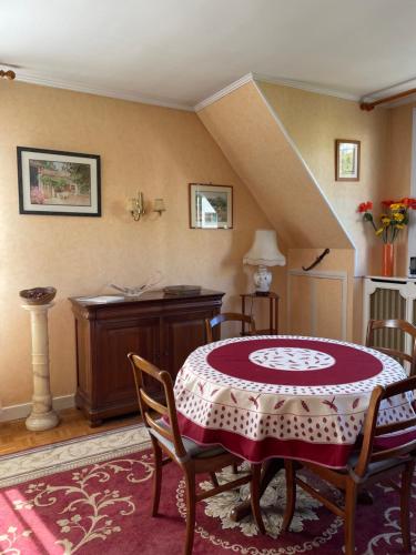 Iekārtas, Appartement 3 pièces (Appartement 3 pieces) in Marly-le-Roi