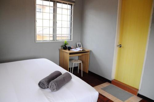 GRAYHAUS Spacious Bungalow & Garden Villa - SS3 Petaling Jaya, near Sunway - Stay Only NO EVENTS GRAYHAUS Spacious Bungalow & Garden Villa - SS3 Petaling Jaya, near Sunway - Stay Only NO EVENTS