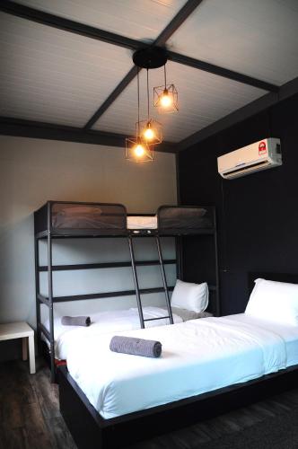 GRAYHAUS Spacious Bungalow & Garden Villa - SS3 Petaling Jaya, near Sunway - Stay Only NO EVENTS GRAYHAUS Spacious Bungalow & Garden Villa - SS3 Petaling Jaya, near Sunway - Stay Only NO EVENTS