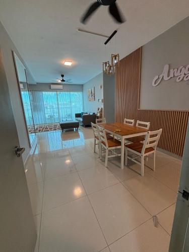 Anggerik Homestay - Palm Garden Apartment in サバ