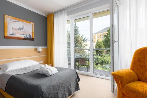 Double or Twin Room with Balcony