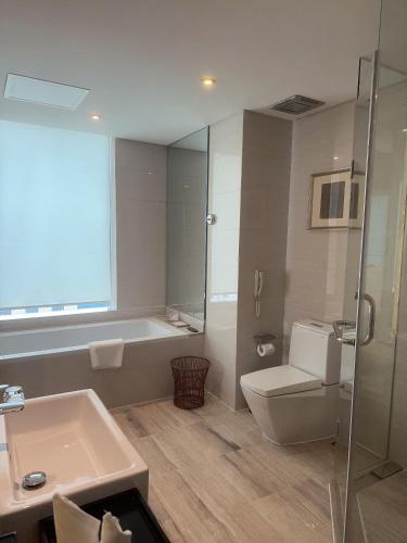 The Jade Boutique Hotel – Wuhan, OH