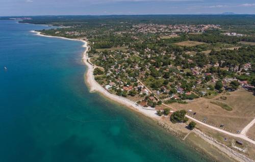 Apartment image 7