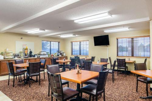 Quality Inn Goodland KS near Northwest Kansas Technical College - image 37