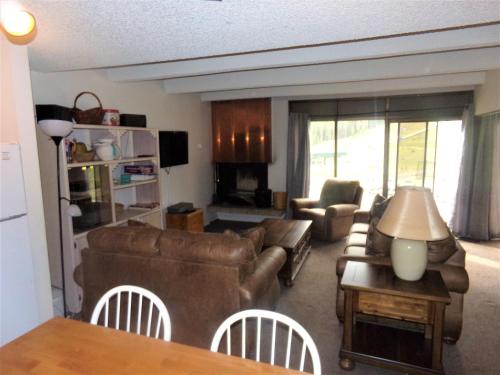 Snowflake 1 Bed plus Den 2 Bath SFAF in Copper Mountain, USA