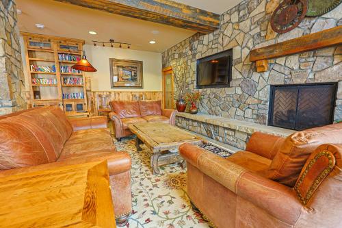 Black Bear 2 Bed 2 Bath BBCS