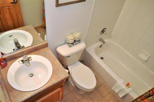 Forest Park Townhome HTJM - image 11