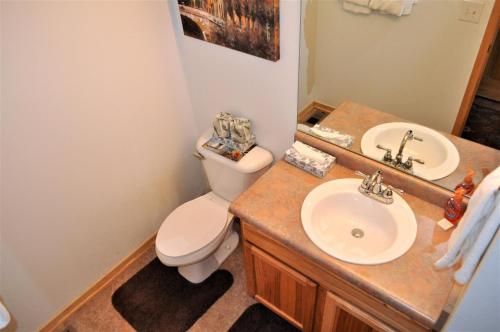 Forest Park Townhome HTJM - image 11