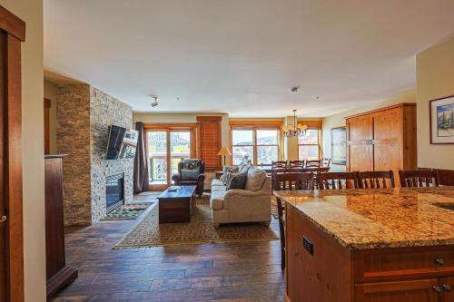 Springs 2 Bed3 Bath plus Murphy SPDW