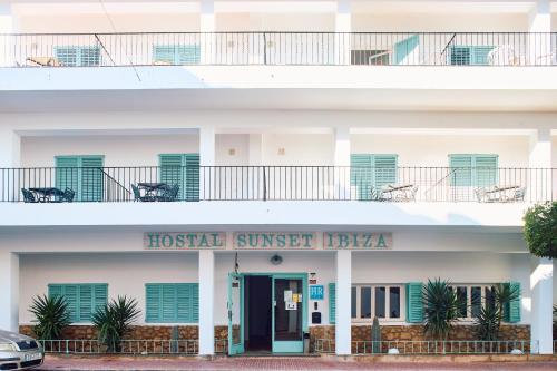 Hostal Sunset Ibiza - image 11