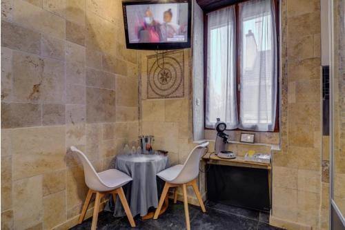 Faciliteiten, Sous mon toit - Sauna & jacuzzi in Dijon