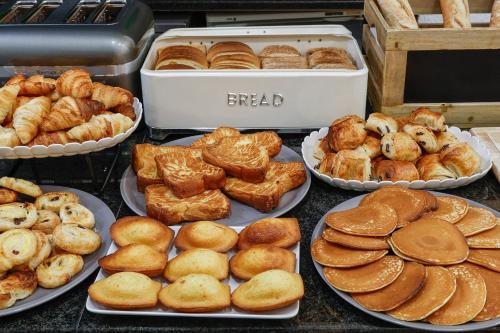 ibis Styles Paris République - image 7