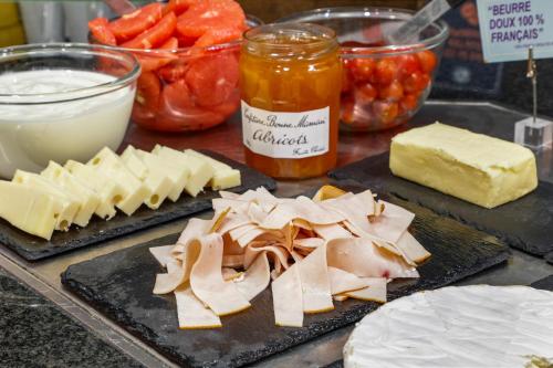 ibis Styles Paris République - image 9