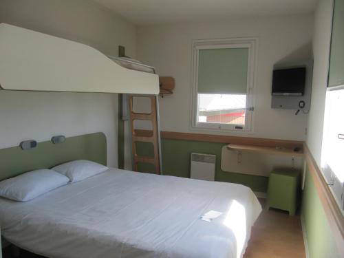ibis budget Pontivy Room Type - Triple Room