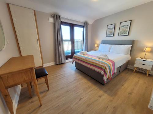 Donegan Court Aparthotel 4