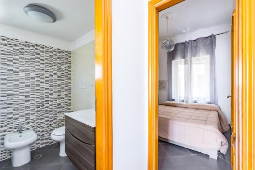 Revolutionary Apartment near Duomo Station, Neapol (zdjęcie 9)